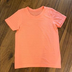 Lululemon workout T-shirt